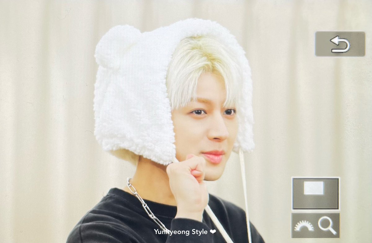 YH_ppp's tweet photo. 240415 대면 사인회 카와이이3
#iKON #아이콘 #윤형 #송윤형 #SONG #Yunhyeong #ユニョン https://t.co/EU0pc54ZRI