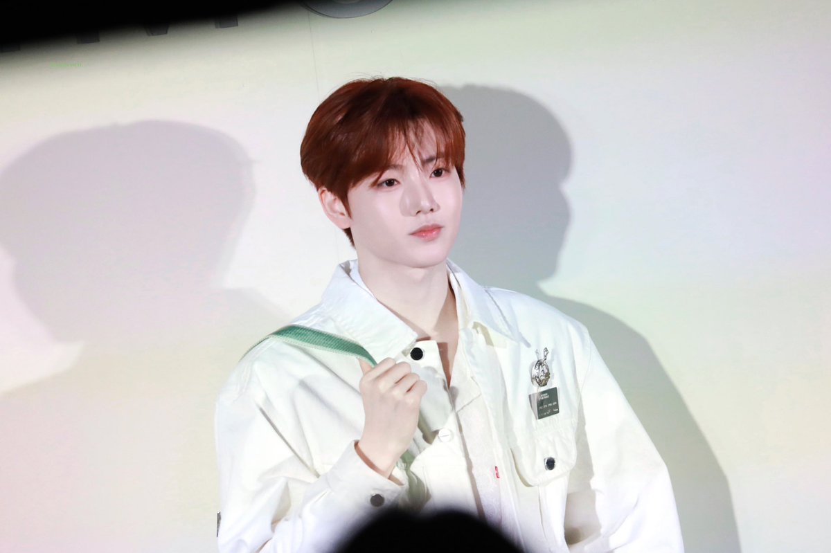 Kyuucoco_0909's tweet photo. 240415 리모와

#JUNKYU_X_RIMOWA
#준규 #JUNKYU #ジュンギュ 
#트레저 #TREASURE https://t.co/lYDKEPNHI9
