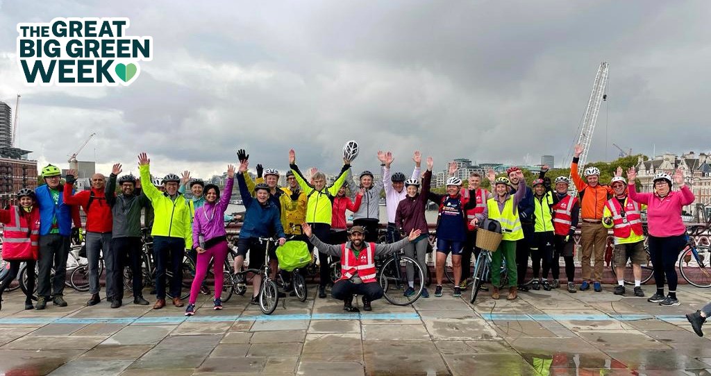 UKHACC x Ride for their Lives Sunday 9 June 2024 During #GreatBigGreenWeek, our cycle will emphasise benefits of swapping cars for bikes for better health & environment Come join us > ridefortheirlives.net/rides/ukhacc-r… @RideLives @Richard56