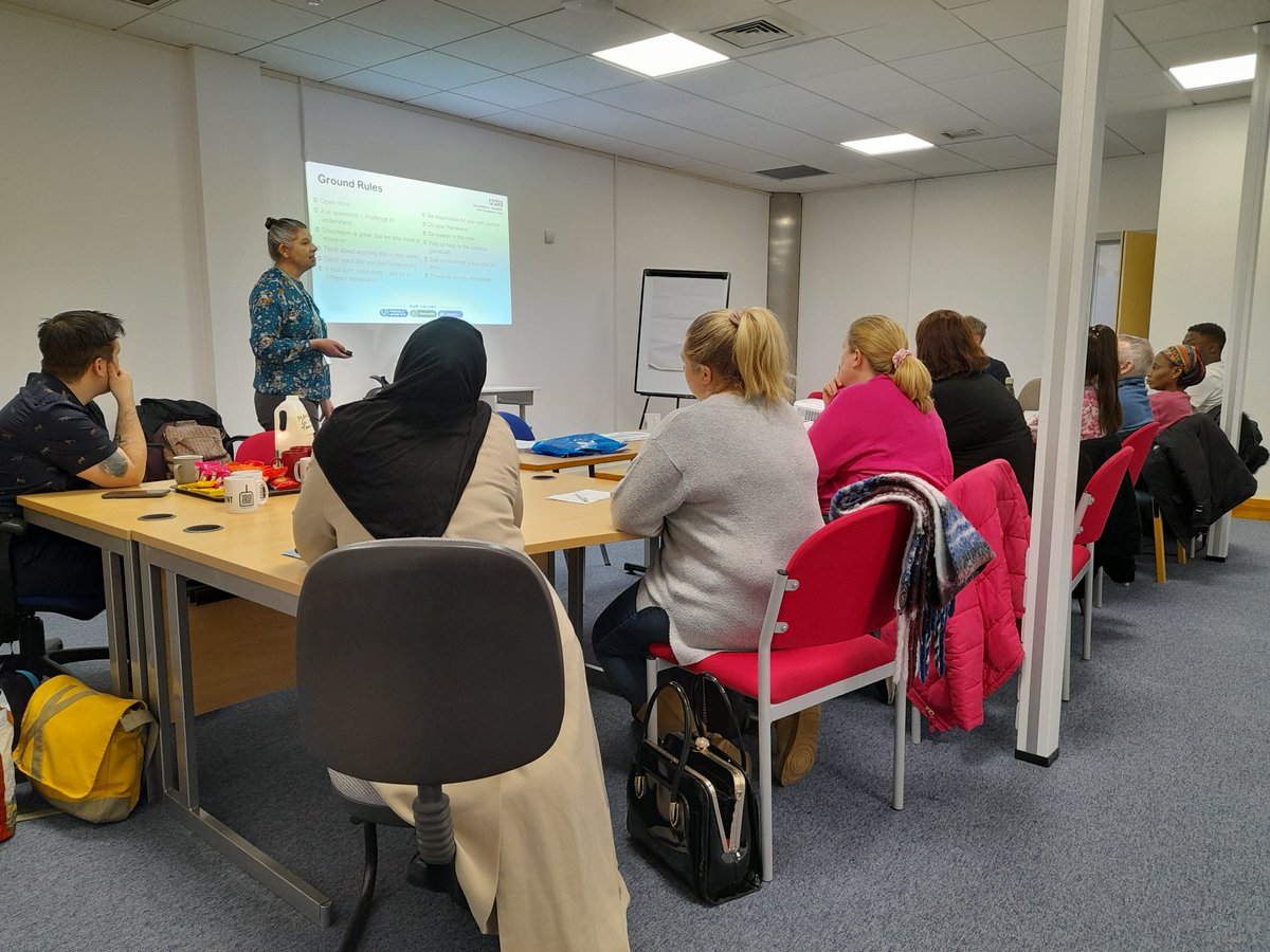 📅 Our latest QI Certified Leader course is under way today!

🎖 This 6-day course will introduce @Southern_NHSFT employees to QI & equip those who complete the course with the necessary skills to become a QI Leader

⭐ We're excited to follow the cohort's progress!

#QI #SHFTQI