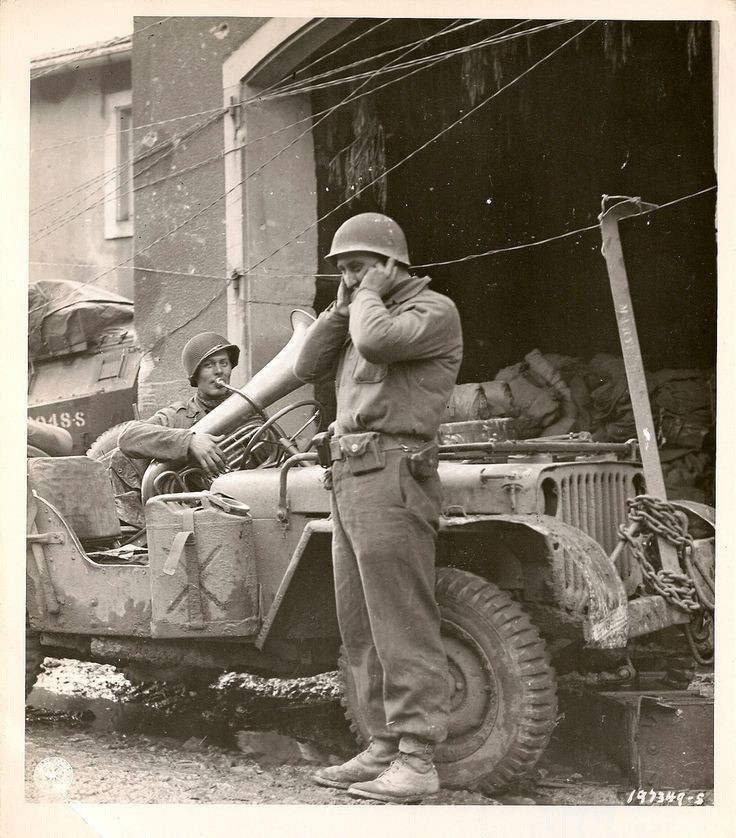 Put the tuba down, Jack, too loud for Monday! #vintage #mondayvibes #legends #history 
..................... 
Happy Monday! #monday
........................ 
📸 Unknown  #jeep #jeeplife #legendary1941