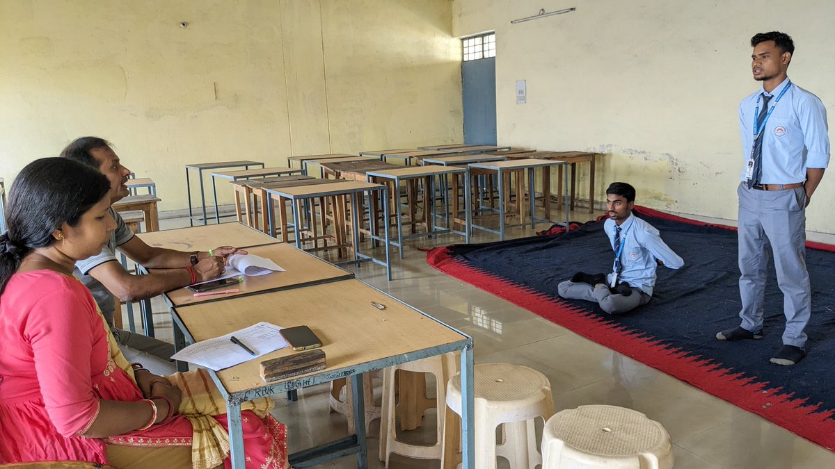 PakurPolytechn1's tweet image. As per the implementation of New Education Policy (NEP 2020) under Jharkhand University of Technology (JUT), Internal Practical Examination for Paper Code VEC01, was conducted by योगाचार्य अशोक साहा।

#NEP2020
#Yoga_meditation 
#DiplomaEngineering
#jharkhanduniversityoftechnology