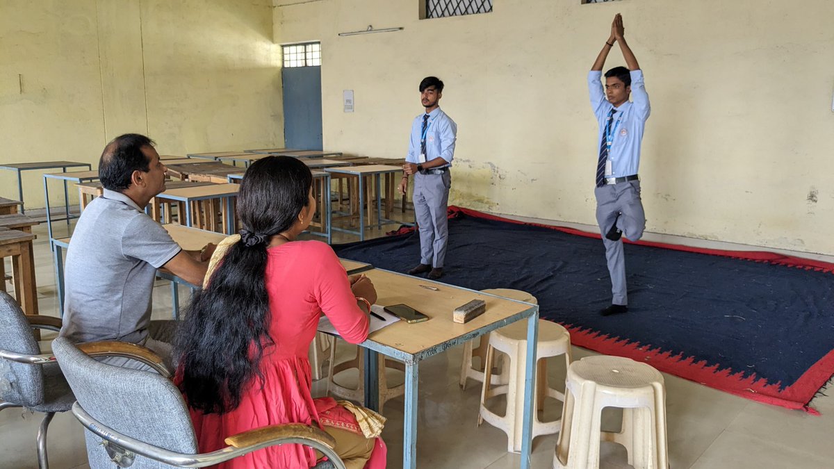 PakurPolytechn1's tweet image. As per the implementation of New Education Policy (NEP 2020) under Jharkhand University of Technology (JUT), Internal Practical Examination for Paper Code VEC01, was conducted by योगाचार्य अशोक साहा।

#NEP2020
#Yoga_meditation 
#DiplomaEngineering
#jharkhanduniversityoftechnology