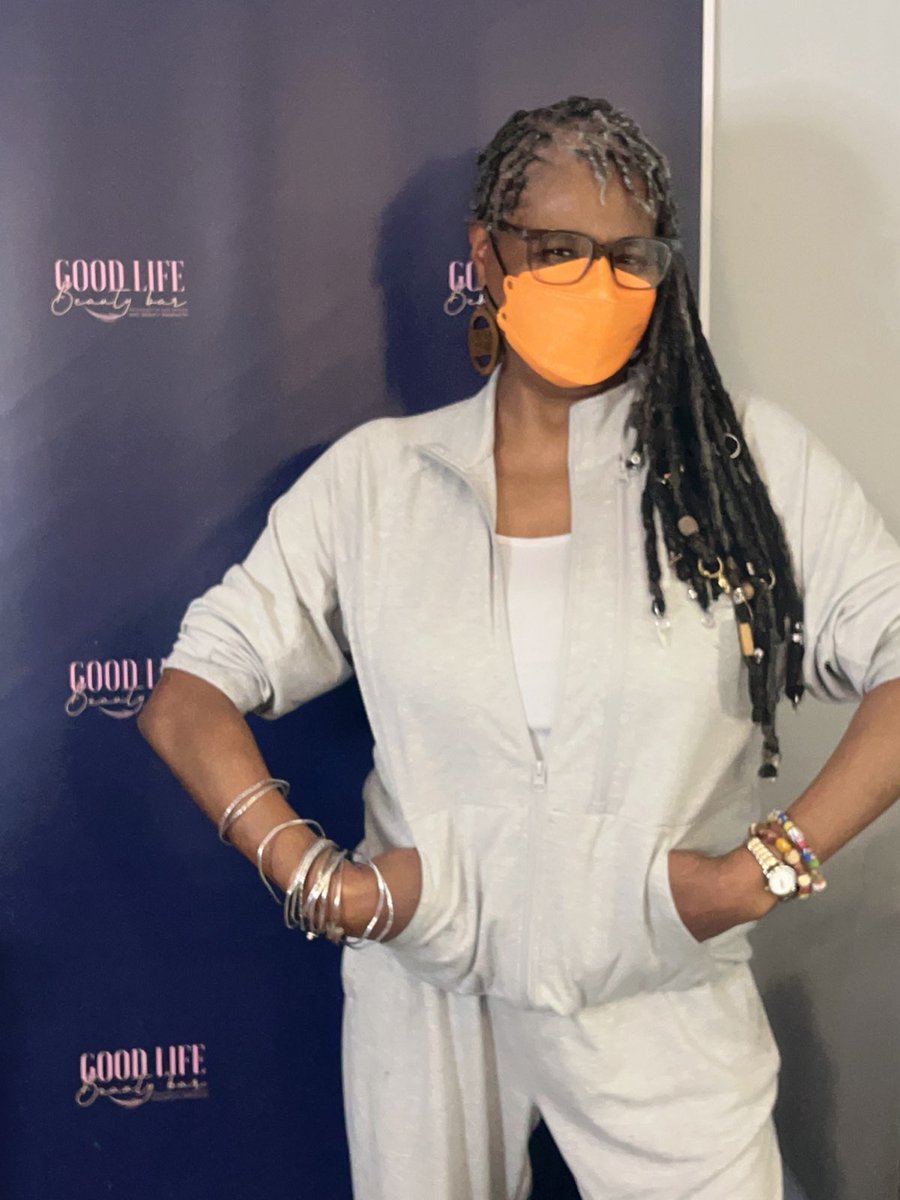 DrMarjorieRobe1's tweet photo. What is about posting masked photos or anything related is pissing off folks and causing me to receive nasty provocative invites created by a nasty provocative someone
If only #longcovid pissed off the right folks maybe it would #wakeupwashington https://t.co/UjZ6G2iPLZ