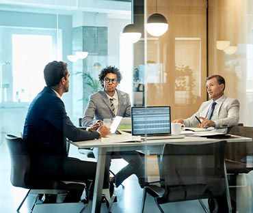 dmaturo's tweet photo. .@GrantThorntonUS' #CFO survey reveals soaring optimism about the U.S. #economy. Download the full report for insights on how #FinanceLeaders are enhancing monthly close processes with tech and ramping up sales efforts amidst the current landscape. https://t.co/NnoBfSoahn https://t.co/M9oD4fwbqJ