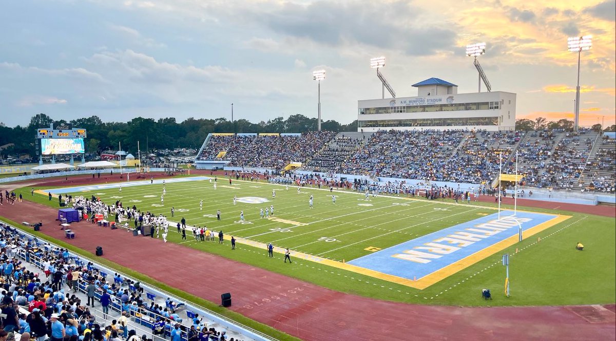 𝐂𝐚𝐫𝐥 𝐍𝐢𝐱𝐨𝐧, 𝐉𝐫. tweet media