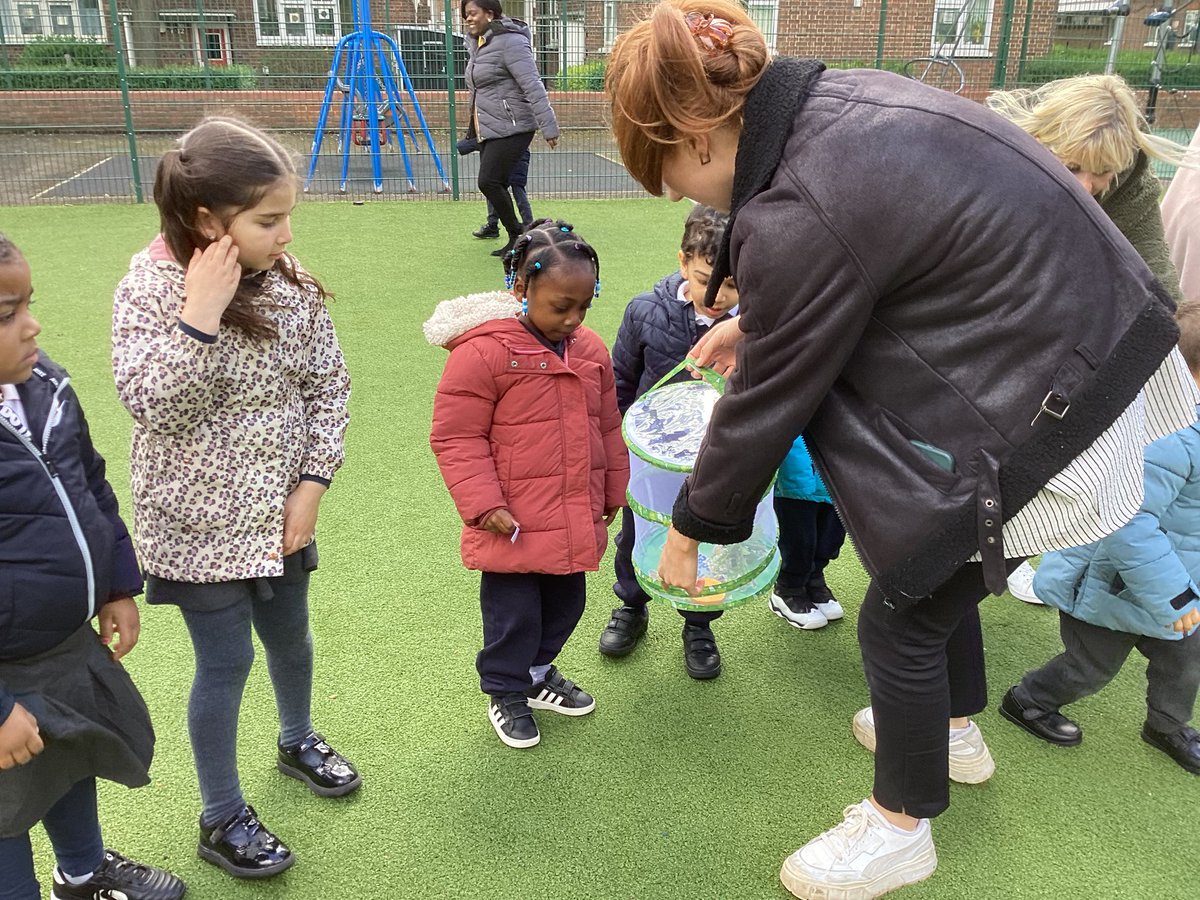 This afternoon the EYFS children released their butterflies! It was wonderful seeing them grow from being such small caterpillars! A big thank you goes to one Wyvil family who looked after them over the spring holidays! #EYFSAtWyvil #UWAtWyvil 🦋🌎📚