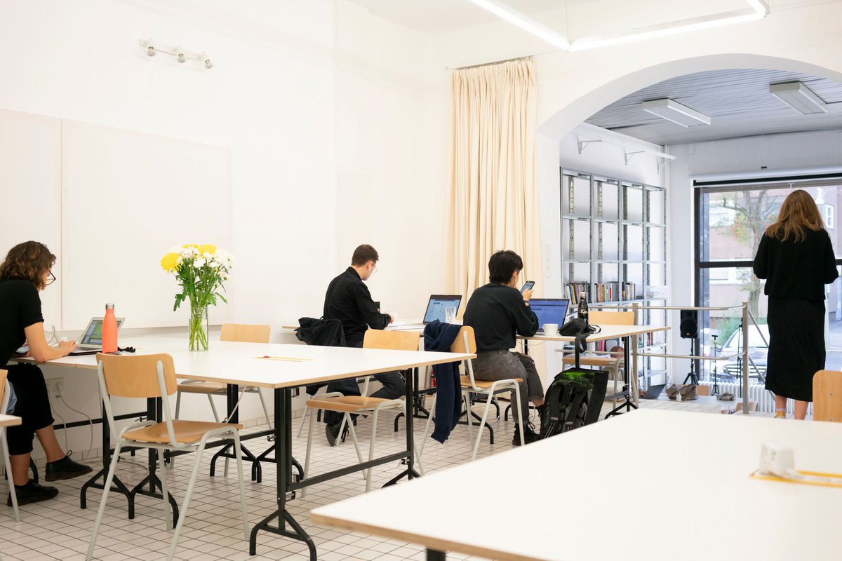 trust_support's tweet image. Our shared workspace in Berlin is looking for new members! Join and co-conspire with a community of artists, designers and researchers in Schöneberg.   There are multiple membership tiers – dm us or reach out to lina@trust.support for more info or to request a visit.