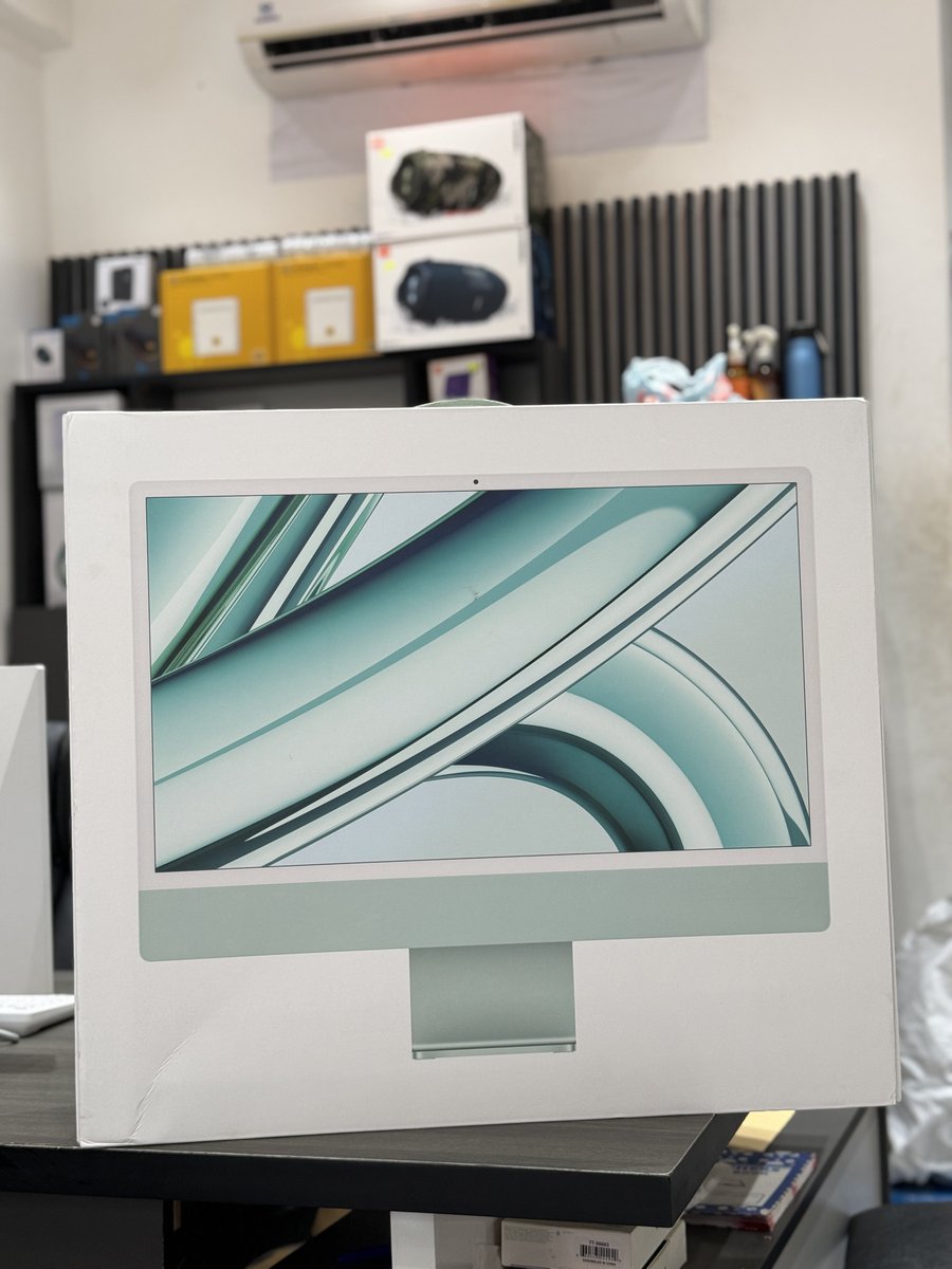 24-inch iMac 🖥️ with M3 Chip
8Gb RAM 256gb SSD 

🏷️ gh22,500
📍 American Mall, circle