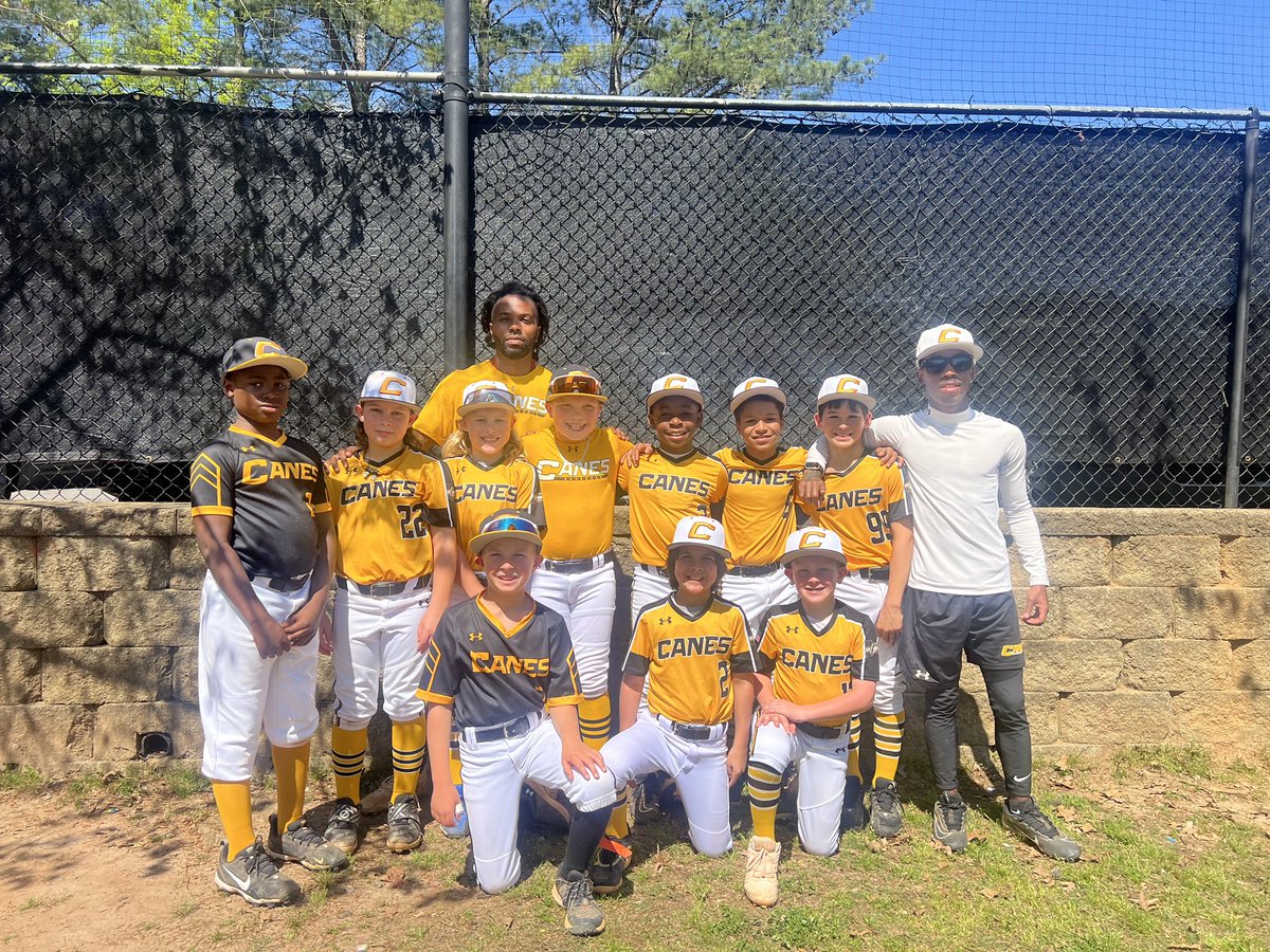 1lilsantana's tweet image. 5-0 for the weekend bringing home the 42 classic championship 💪🏽  @6riccWorld #canesbaseball #OutworkEverybody😤