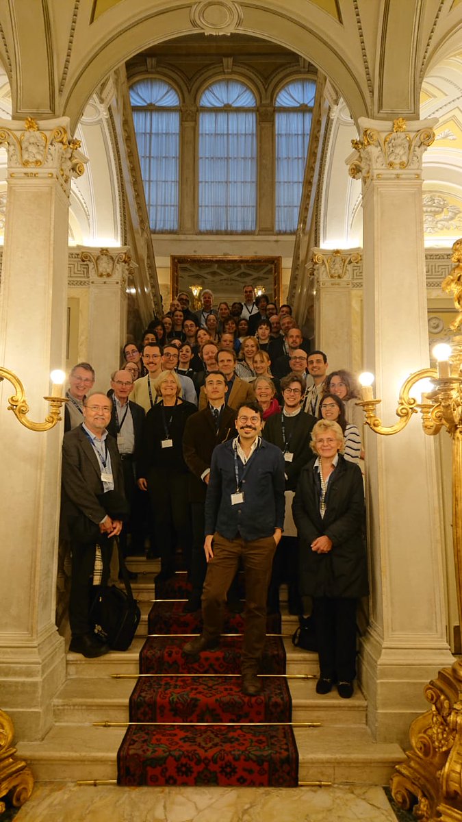 PDandHDLab's tweet image. Members of the Roger Barker and Jo Jones team attending the annual meeting of the EU funded programme of work looking at brain repair and how we can do this better.