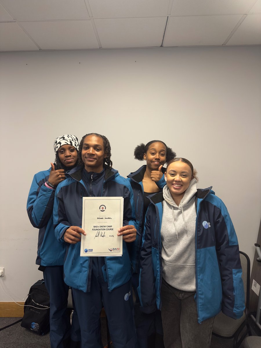 BIGKIDCharity's tweet photo. ๐๐๐ฟ Congratulations to Favour, Umi, Rashard and Ella who have completed their skiing and snowboarding programme with @SnowCampInfo and are now officially qualified instructors! ๐๐๐ฟ
๐โท๏ธ๐๏ธ #BIGKIDTurns15 #SkiInstructor #SnowboardInstructor #Congratulations https://t.co/BtBwlfvSRI
