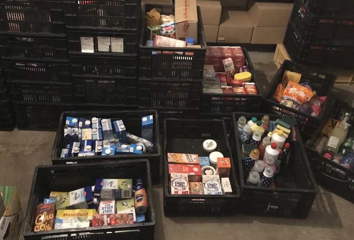 Wat zijn wij blij met de producten die ingezameld zijn door CBS De Regenboog in Slikkerveer!
Dank jullie wel 
<a href="/cbsderegenboog/">cbs de regenboog</a> #Ridderkerk