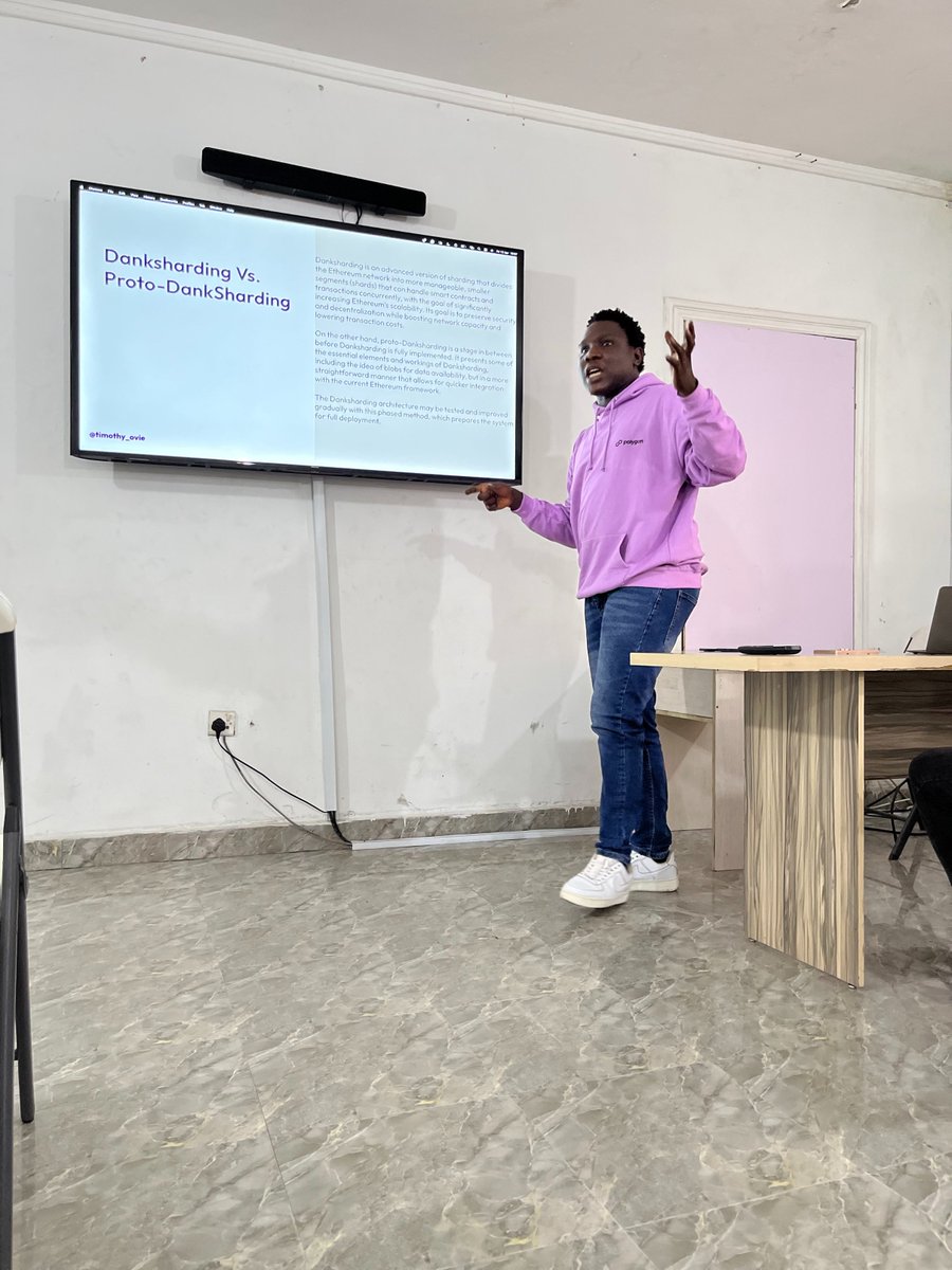 Timothy_Ovie's tweet photo. We enjoyed chatting about the Dencun upgrade, and doing a live transaction on both Blockchains while discussing its possibilities. π
We also talked about Dabl Club - A third space for developers to learn, launch, and grow on Polygon. β¨
#PolygonGuildDelta https://t.co/UfJfpSIplV
