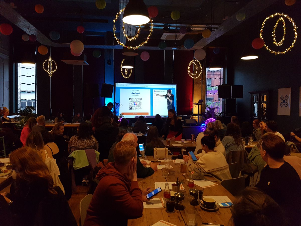 We're excited to announce that we will be taking part in @pintofscience this coming May! Our Director @RunningMadProf, alongside @CaitlinRThom and Prof Kay O'Halloran will be talking all things pandemic research, past, present & future. Tickets: pintofscience.co.uk/event/mersey-m…