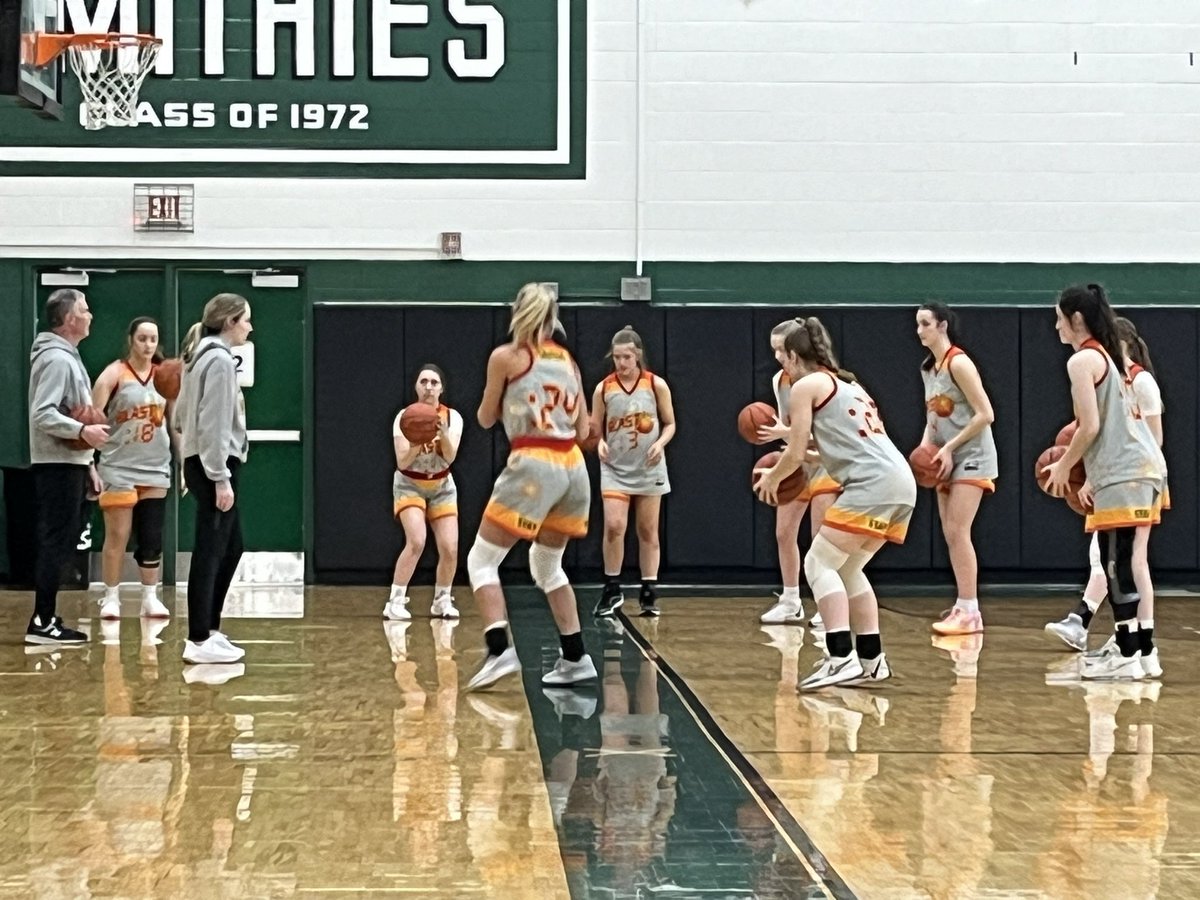 Sunday Funday! Coach Mags and I had a great time yesterday at the @The_Blast_AAU skills event at Smithville HS! Thanks, Coach Bates, Coach Abner for the invitation. We worked with a lot of VERY good athletes! #AlwaysShotReady