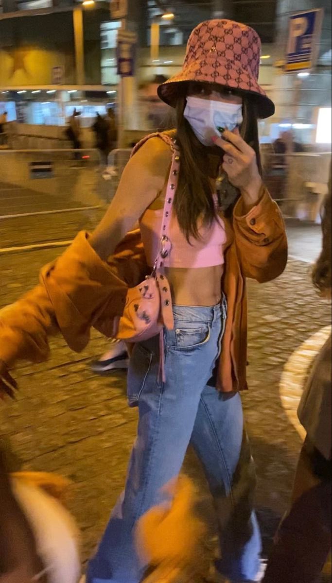 osnapitzmarisa's tweet photo. es que el street style de TINI me vuelve loca https://t.co/NeRG1HRFqX