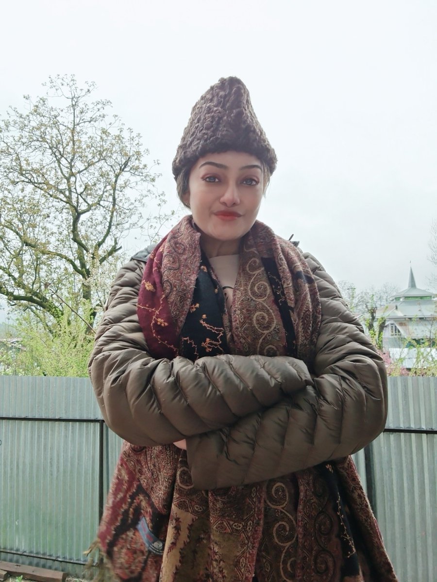 BhargavaAmbika's tweet photo. 🇮🇳❤️🧿 when in #Kashmir, remember what your #Grandpa wore 😍🤩😎 #Karakul https://t.co/iuBrQKBXTp