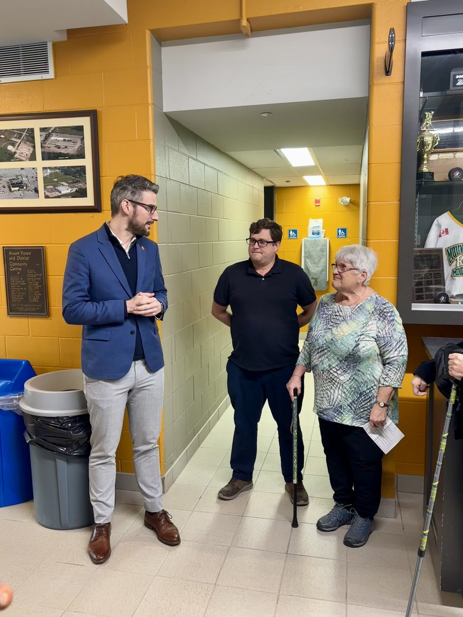 I had the opportunity to join Kay, Drew, & others to celebrate the opening of a new women hygiene products dispenser at the Mount Forest arena. These products are free to those in the community in need. 🙏 to the Mount Forest Lions Club & Mount Forest Leo’s Club for supporting!