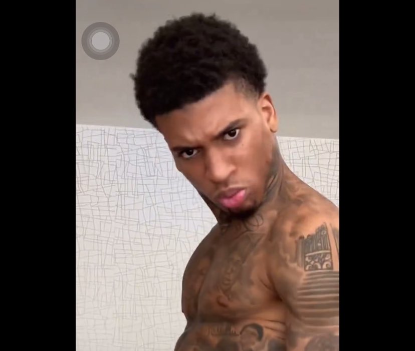 peasantpalace's tweet photo. Me after watching that #ThrustChallenge vid NLE dropped… so he not sus asf ?…. https://t.co/chSgvgEpmC