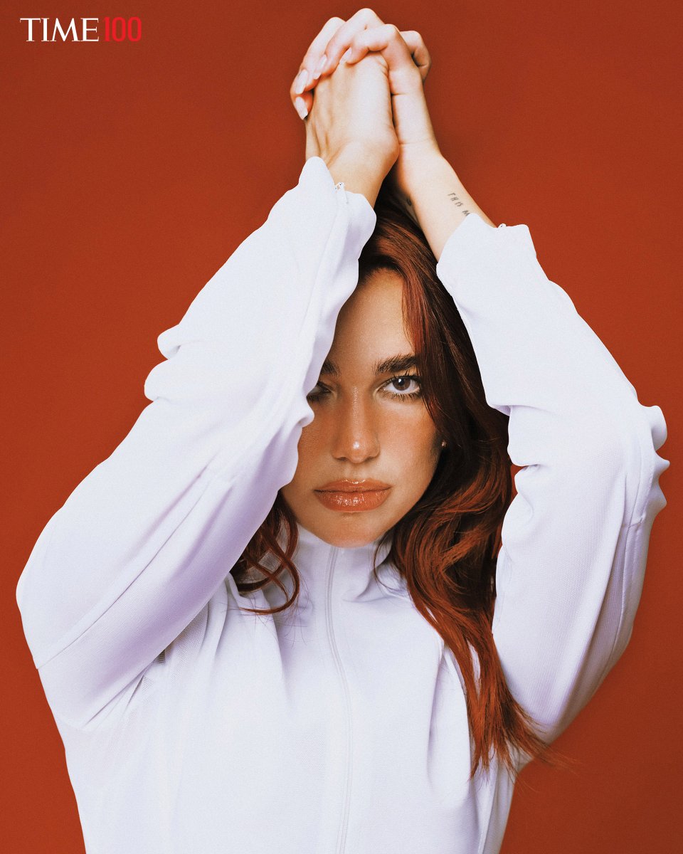 DUALIPA's tweet photo. Thank you @TIME and thank you my dear friend and hero Patti Smith for your wonderful words ❤️ #Time100
https://t.co/CNBcU9mRyG
Photograph by Zhong Lin for TIME
Set Design by Michael Avina 
Styling by Lorenzo Posocco 
Hair by Peter Lux 
Make-up by Sam Visser 
Production by T Creative