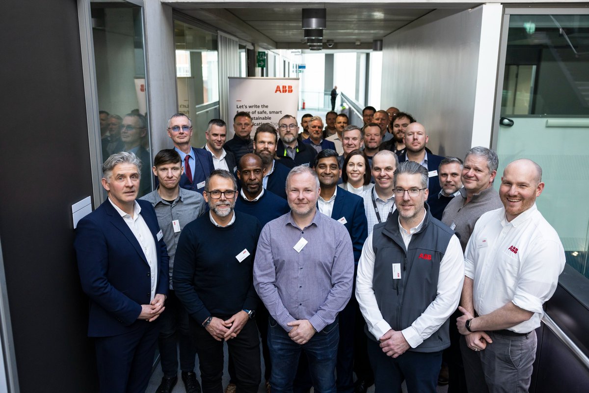 System integrators meet the future of smart buildings at ABB Cylon event hosted at @ManMetUni. Read more here: to.abb/HkXRxtv5

#smartbuilding #sustainability #buildingautomation