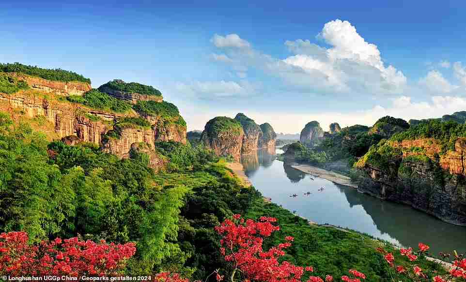 LONGHUSHAN, #CHINA: This #geopark in Jiangxi Province spans almost 1,000 km sq (386 square miles), showcasing 'stunning mountainous terrain, picturesque valleys, and majestic waterfalls', according to the tome