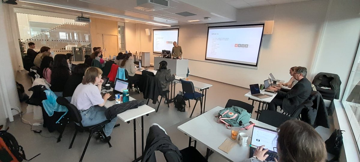 Jsut starting! Torbjørn Ekrem @ampelinus inaugurating with 1st lecture of the 6th edition (!) of the ForBio course @DNAbarcoding : from sequences to species, at NTNU, Trondheim, Norway