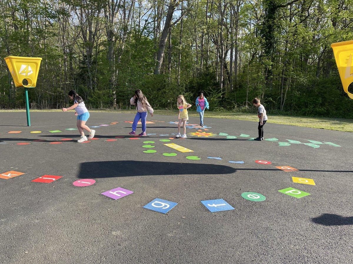 Emily-Anne Davis tweet media