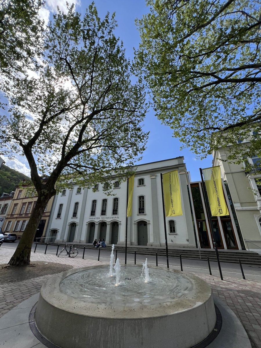 GrandeBettina's tweet photo. Vom Theaterplatz
(Treffpunkt 15:30, Beginn 16 Uhr) über die Hauptstraße zum Bunsendenkmal:
#LiegendDemo an diesem Freitag, 19.4.24 in Heidelberg 
 #MECFS #MillionsMissings 
@RNZonline @SWRAktuellBW @LiegendDemo https://t.co/fvb23GcN3V