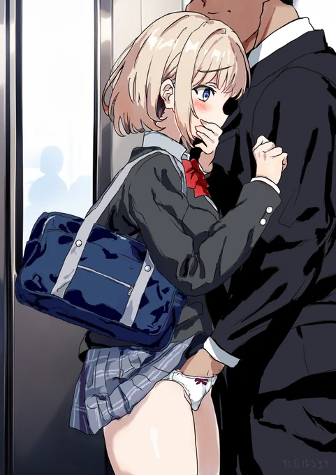 うちの子、お団子ちゃんぱんつに手を入れられる 
