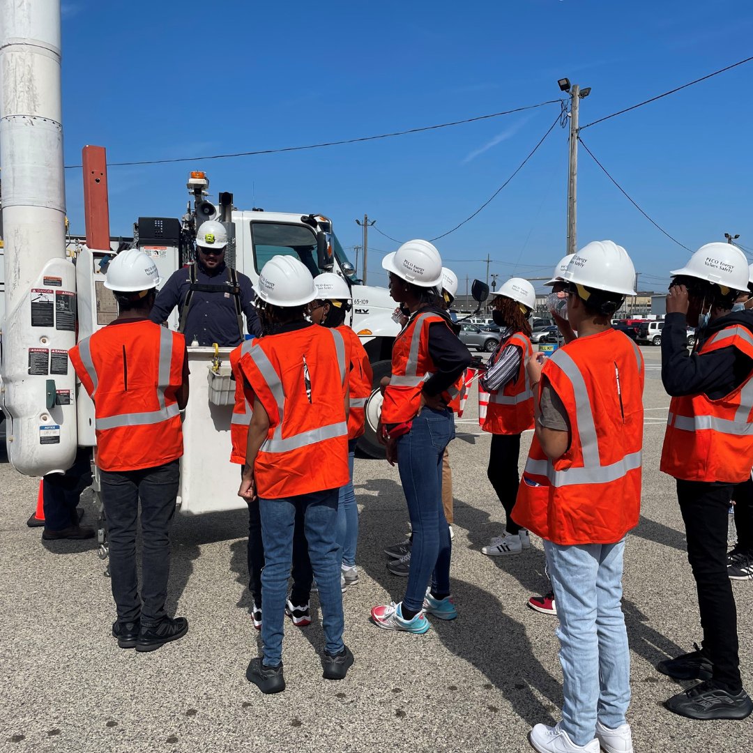 Here at PECO, we create workforce academies to prepare work-ready adults for careers in energy by partnering with our schools and community organizations.