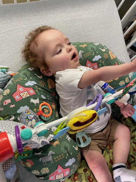 Levi could breathe only with the help of a ventilator, and his condition was not improving. On this #AmazingKidsMonday, read about how our BPD Center gave Levi and his family hope: cincinnatichildrens.org/service/b/bpd/…