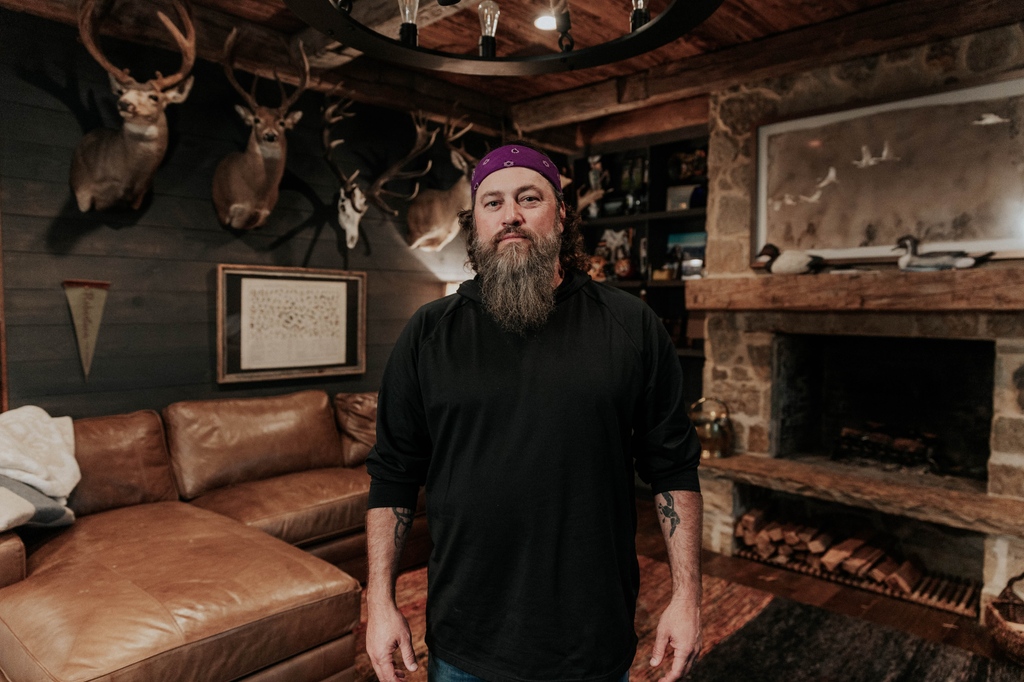 #BehindTheScenes on a recent shoot . . . we’re so excited to share this resource with you soon! @williebosshog