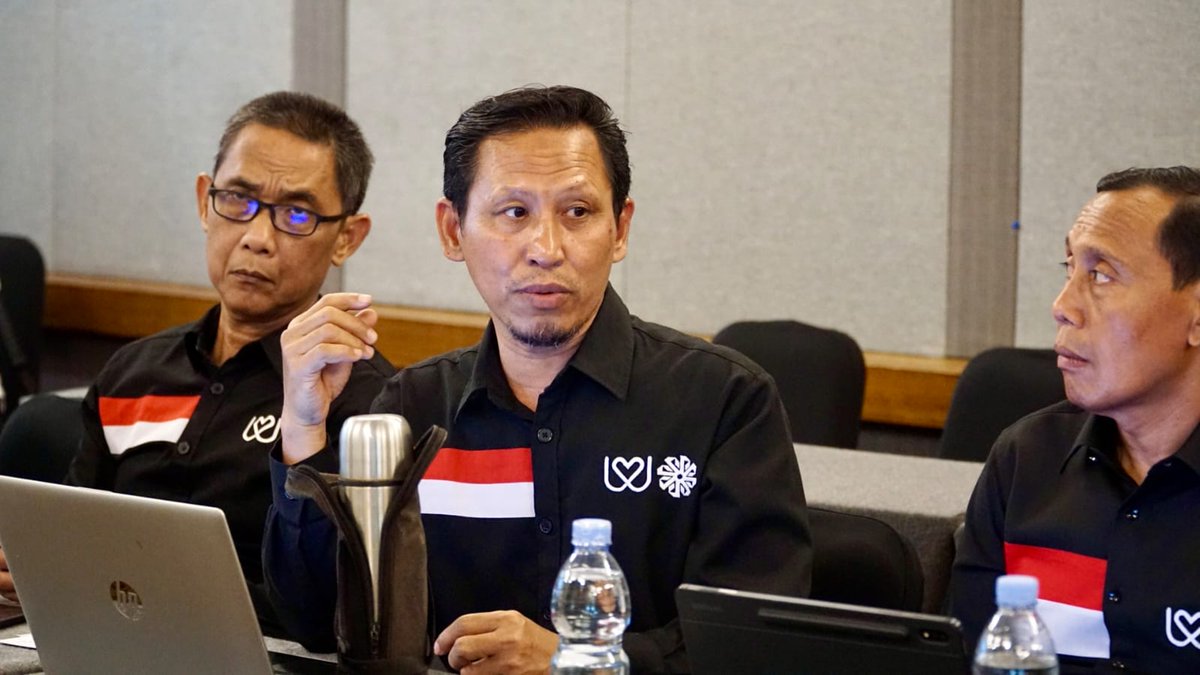 Fakta, barang² milik Pekerja Migran Indonesia yang tertahan di gudang dari negara tempat mereka bekerja ke Indonesia Kendala ini harus segera dicarikan solusi #BP2MI meminta Mentri Perdagangan untuk merevisi Permendag 36/2023 tentang Kebijakan dan Pengaturan Impor #SikatSindikat