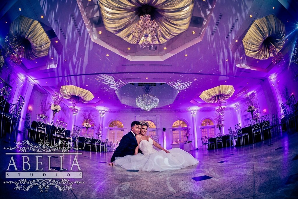 'I have loved you all my life. It has just taken me this long to find you.' - Unknown
.
Venue: @addisonparknj
.
Like what you see? We'd love to show you more...
Call us today - 973.575.6633
.
#addisonparknj #addisonpark #repost #weddingphotographer #weddingphoto #weddingphotogr…