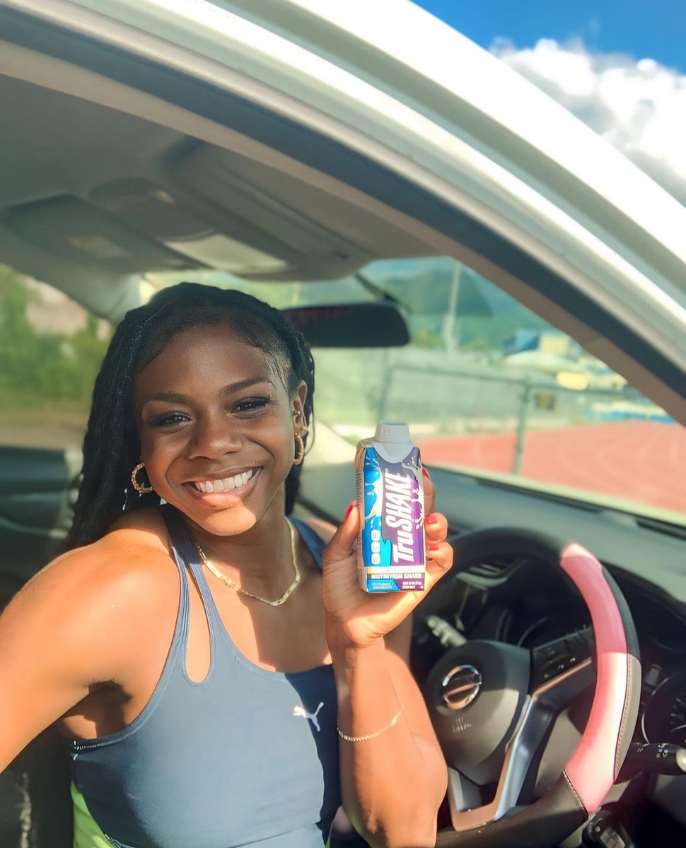 Wisynco's tweet photo. Starting the week with a Tru power-up. Let's make it a productive and nutritious one!
#Wisynco #TruShake https://t.co/JVMDNiel8B
