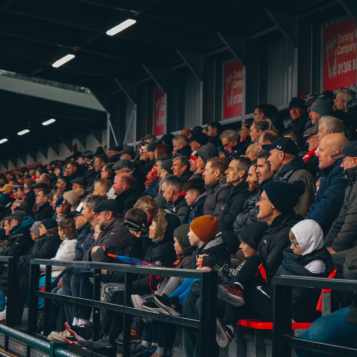 NOW ON SALE | 24-25 SEASON TICKETS WITH AMAZING SAVINGS PER MATCH 🤩 Join the Red & White Army by securing your place at Meadowbank for the next campaign ⤵️ dorkingwanderersfc.ktckts.com/package/dor242…