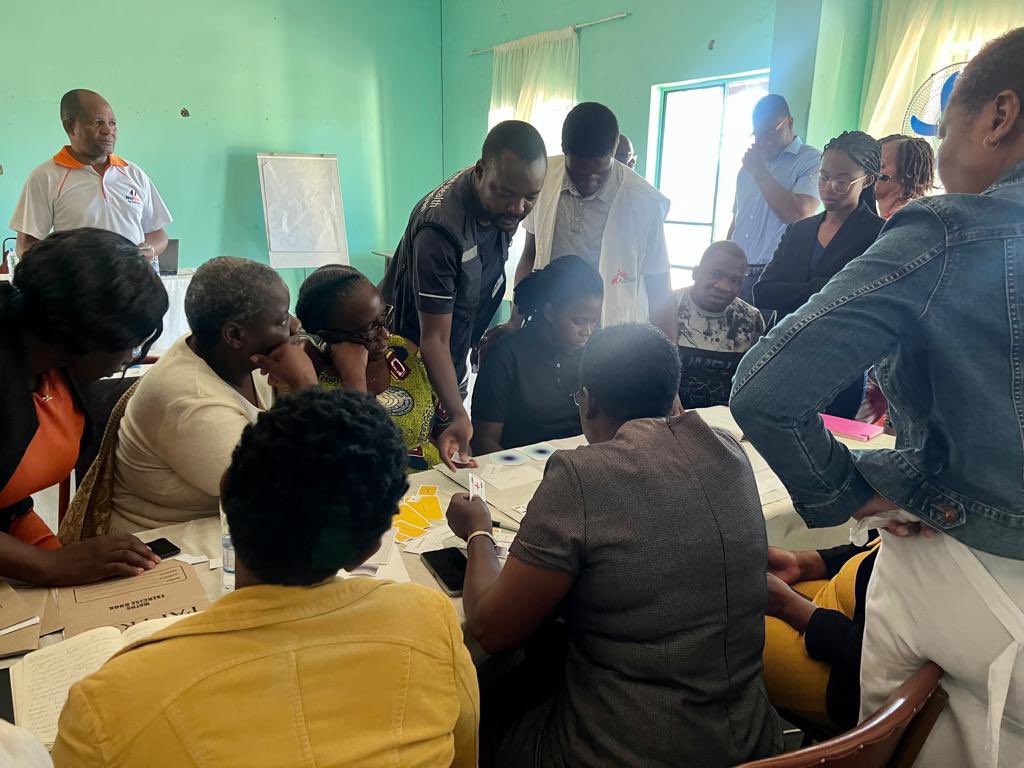 Recently in Bulawayo, 79 health workers were trained in #Cholera case management, thanks to @WHO_Zimbabwe @MSF & @UNICEFZIMBABWE support. This training improves knowledge & ensures health workers are prepared to respond effectively particularly within Cholera Treatment Centres.