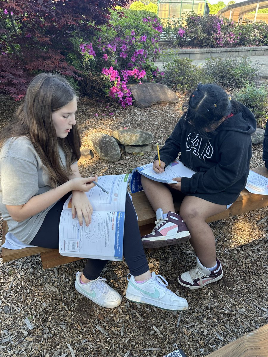Math work outside on this beautiful spring day for these @OGESeagles 🌸
