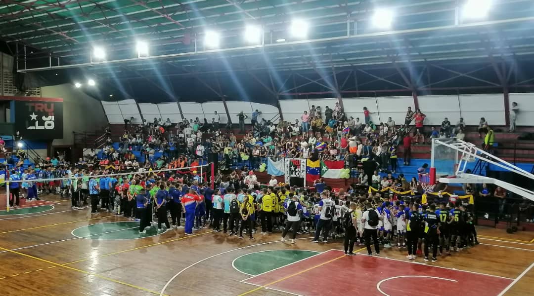 17 son los estados que se medirán para saber quien será el campeón de esta edición que reúne a los 14 mejores jugadores de cada equipo.

Acá se podrá mirar el futuro del voleibol venezolano.