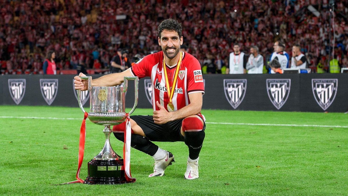 💥 L'Athletic annonce que Raúl García accrochera les crampons en fin de saison 👉 Le navarrais arrêtera le foot à 37 ans après 20 saisons comme professionnel #LigaFr @AthleticClub_FR