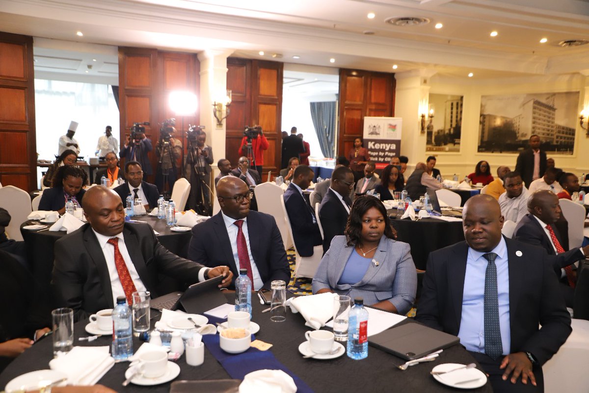 Shaping Media's Future: The .<a href="/MediaCouncilK/">Media Council of Kenya</a> joined media partners at a breakfast meeting hosted by .<a href="/MoICTKenya/">Ministry of Info, Comms & The Digital Economy KE</a>  ahead of the upcoming #ConnectedAfricaSummit2024. Speaking  at #CAS2024 breakfast meeting,  .<a href="/MediaCouncilK/">Media Council of Kenya</a> Director, Media Training and Development .<a href="/vicbwire/">Victor Bwire OGW</a>