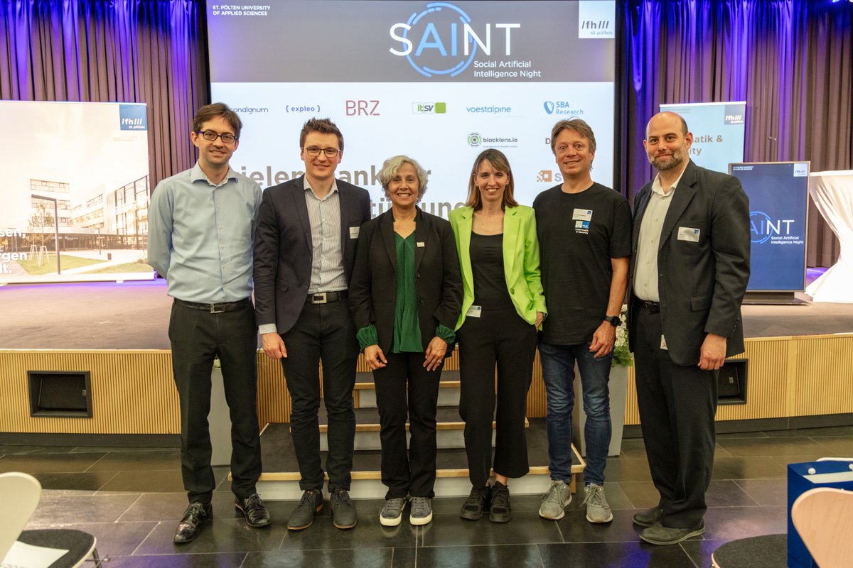 ustp_hochschule's tweet photo. Brücke zwischen #Technologie und #Gesellschaft:

Das war unsere Social #ArtificialIntelligence Night unter dem Motto „AI (R)Evolution“.

https://t.co/5YsxPBBFLQ

#fhstp https://t.co/WGx1w5bXZ3