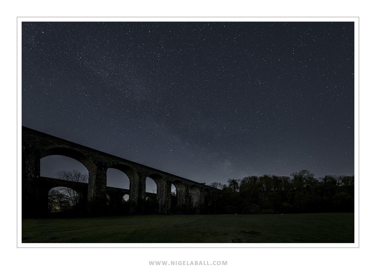 Caer wydion o ddyfrbont y Waun, Milky Way over the aqueduct at Chirk.  Lens test of the Nikkor Z 14-24mm  f/2.8. Thank you to Nikon UK :-) 
@UKNikon @NikonEurope @nikonownermag @NikonatGrays @RoyalAstroSoc @ROGAstronomers @BritAstro @BBCStargazing @nightskynetwork @thehandhotel