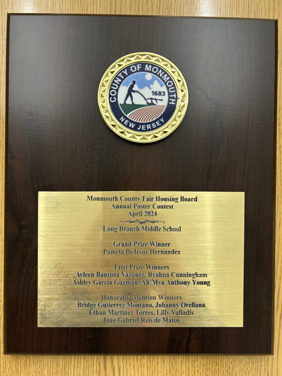 dr_avaria's tweet photo. 💥Congratulations to all the Middle School 6th graders for winning the Fair Housing Poster Contest 🎨 @LBpublicschools @MonmouthGovNJ #fairhousing https://t.co/F1Pq8TOmwa
