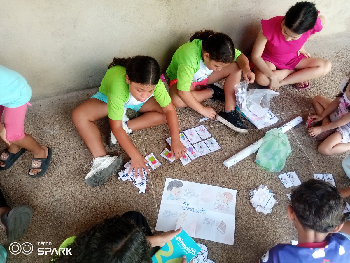 El pasado domingo 14 de abril se celebró en el distrito Santa Teresa <a href="/AVCSur/">Asociación Venezolana Centro Sur</a> un desfile de las "Olimpiadas de Esperanza" para mostrar y explicar las actividades y manualidades que realizaron los niños y adolescentes durante el primer trimestre del año 2024.

#UVOenAcción