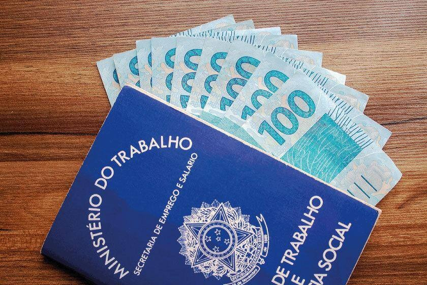 🚨URGENTE Governo prevê NOVO VALOR do salário mínimo pra 2025. O valor será de R$ 1.502,00. Isso é um aumento de 6,37% sobre o valor atual! FAZ O L! 🚀🚩🇧🇷