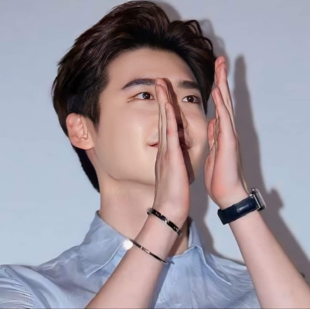 Do not measure it with your wisdom nor compare it with visible beauty. 

Lee Jong Suk 
#LeeJongSuk