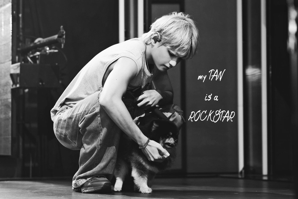 healwithtae's tweet photo. you are my light ♡ | kim taehyung https://t.co/nJocPNSyPH